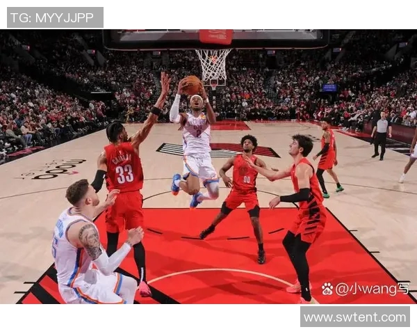 2017年雷霆与勇士精彩对决回顾全场集锦与精彩瞬间分享