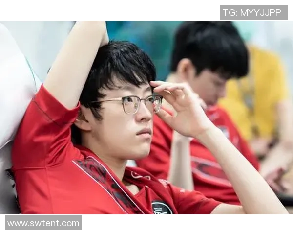 EDG与TT精彩对决全程文字解说带你感受电竞魅力与激情碰撞